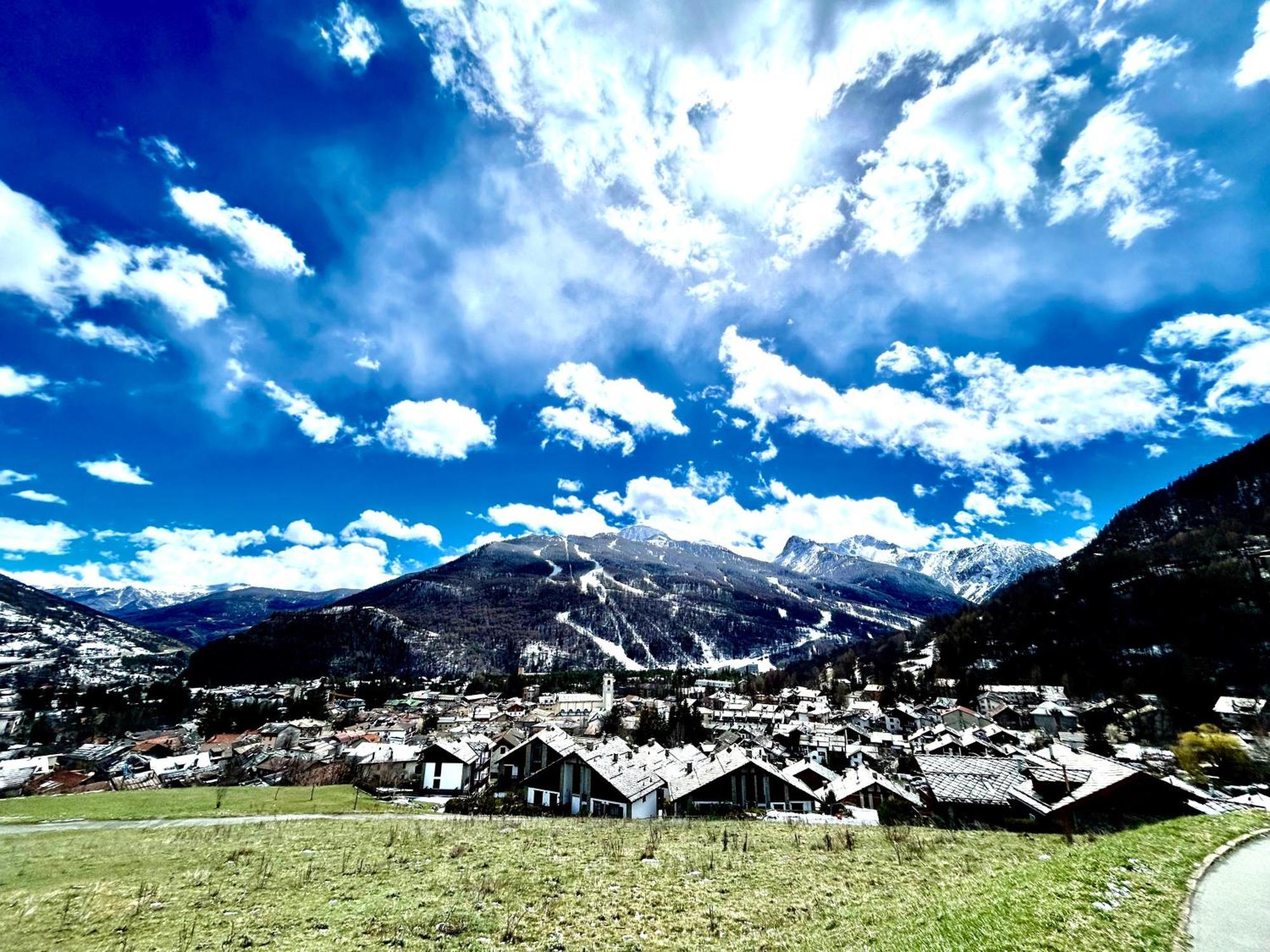 Hotel La Nigritella Bardonecchia Bagian luar foto