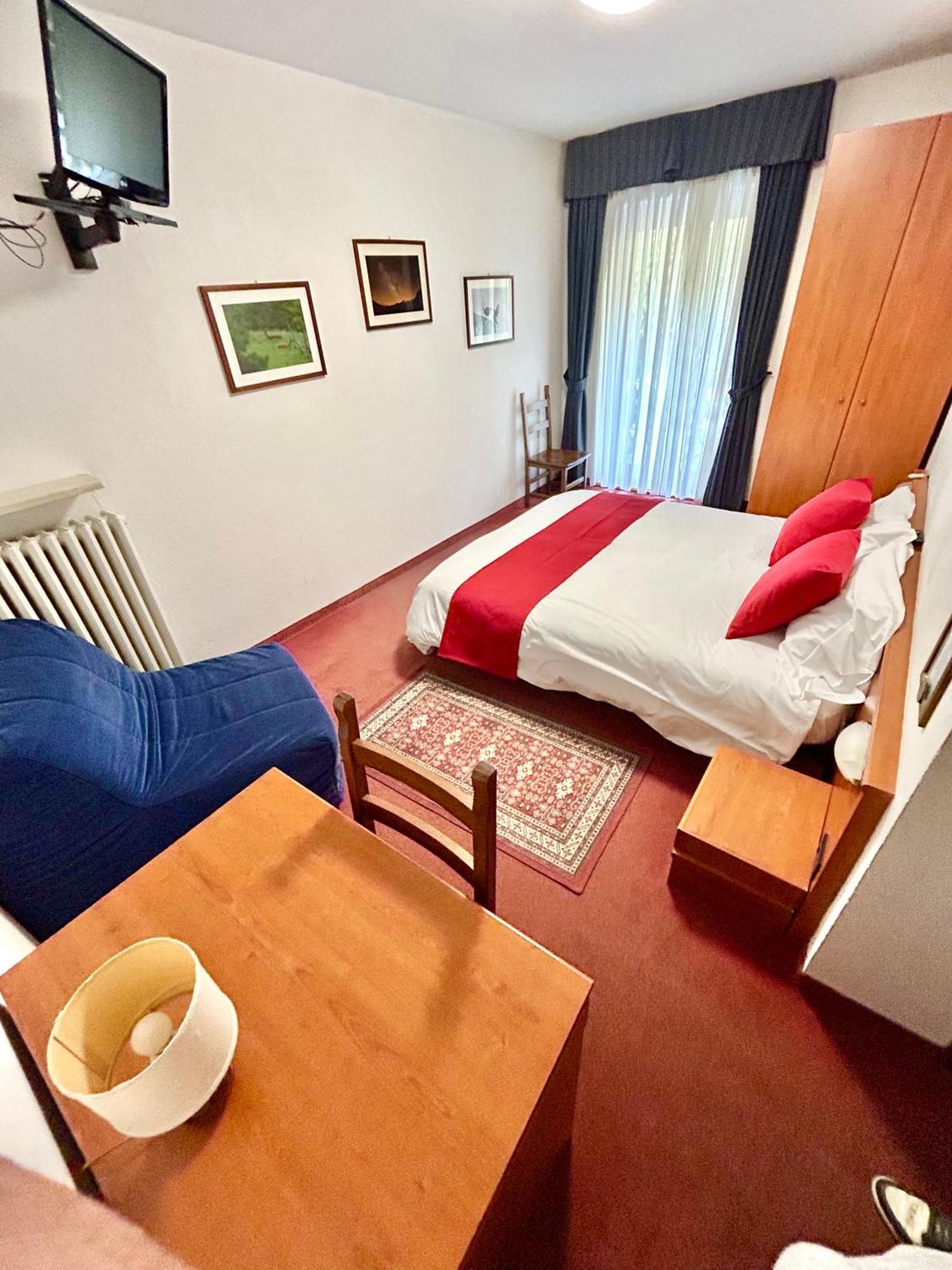 Hotel La Nigritella Bardonecchia Bagian luar foto